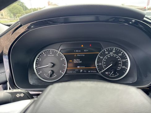Used 2023 INFINITI QX60 Pure AWD/4WD image 21