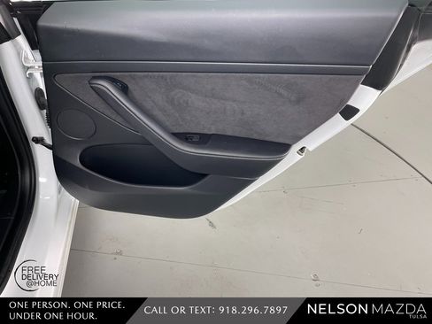 Used 2023 Tesla Model 3 Standard Range image 39