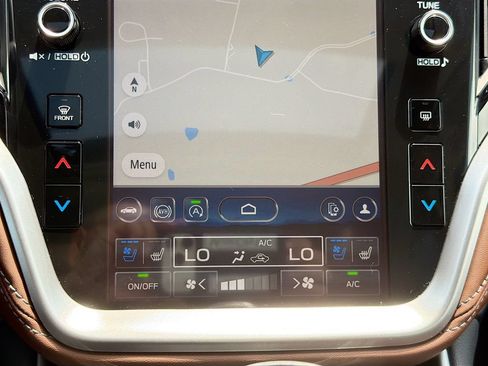 Used 2025 Subaru Outback Touring XT AWD/4WD image 37