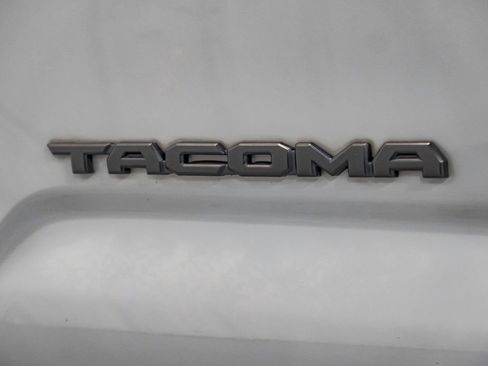 Used 2020 Toyota Tacoma TRD Off-Road w/ Advanced Technology Package image 49