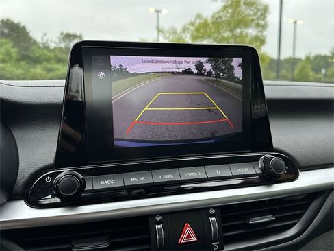 Used 2022 Kia Forte LXS image 30