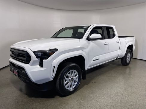 New 2025 Toyota Tacoma SR5 image 7