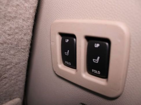 Used 2015 Lincoln Navigator 2WD image 30