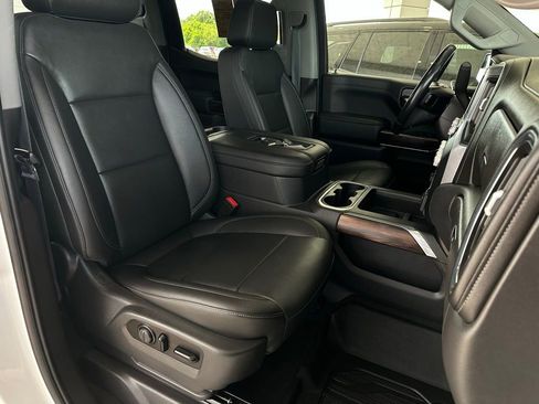 Used 2021 GMC Sierra 1500 SLT image 17