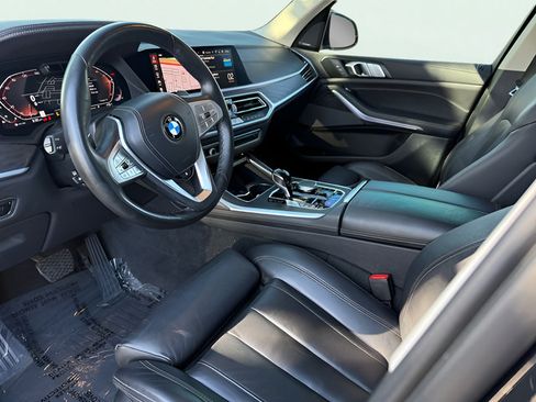 Used 2022 BMW X7 xDrive40i w/ Premium Package AWD/4WD image 16