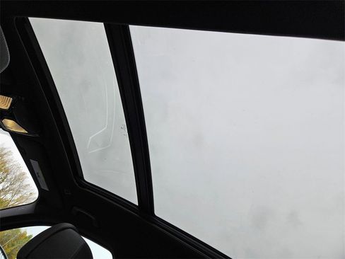 New 2026 BMW X5 M60i image 19