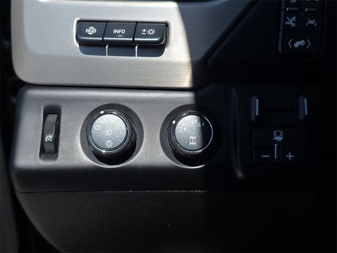 Used 2019 GMC Yukon Denali w/ Denali Ultimate Package image 26