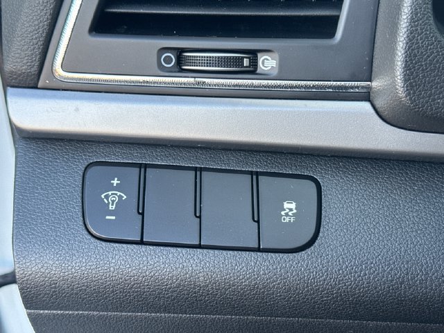 Used 2018 Hyundai Elantra SE FWD image 30