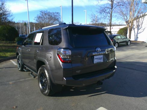 Used 2023 Toyota 4Runner SR5 Premium image 8