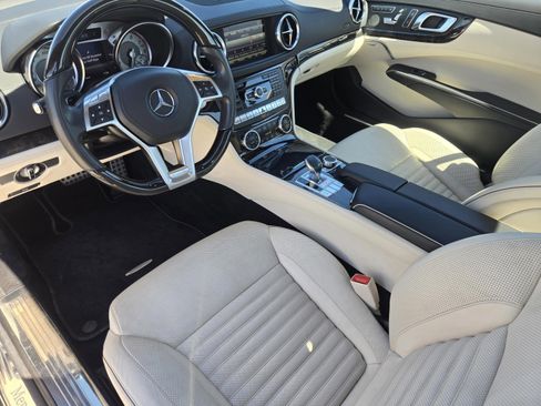 Used 2016 Mercedes-Benz SL 550 image 21