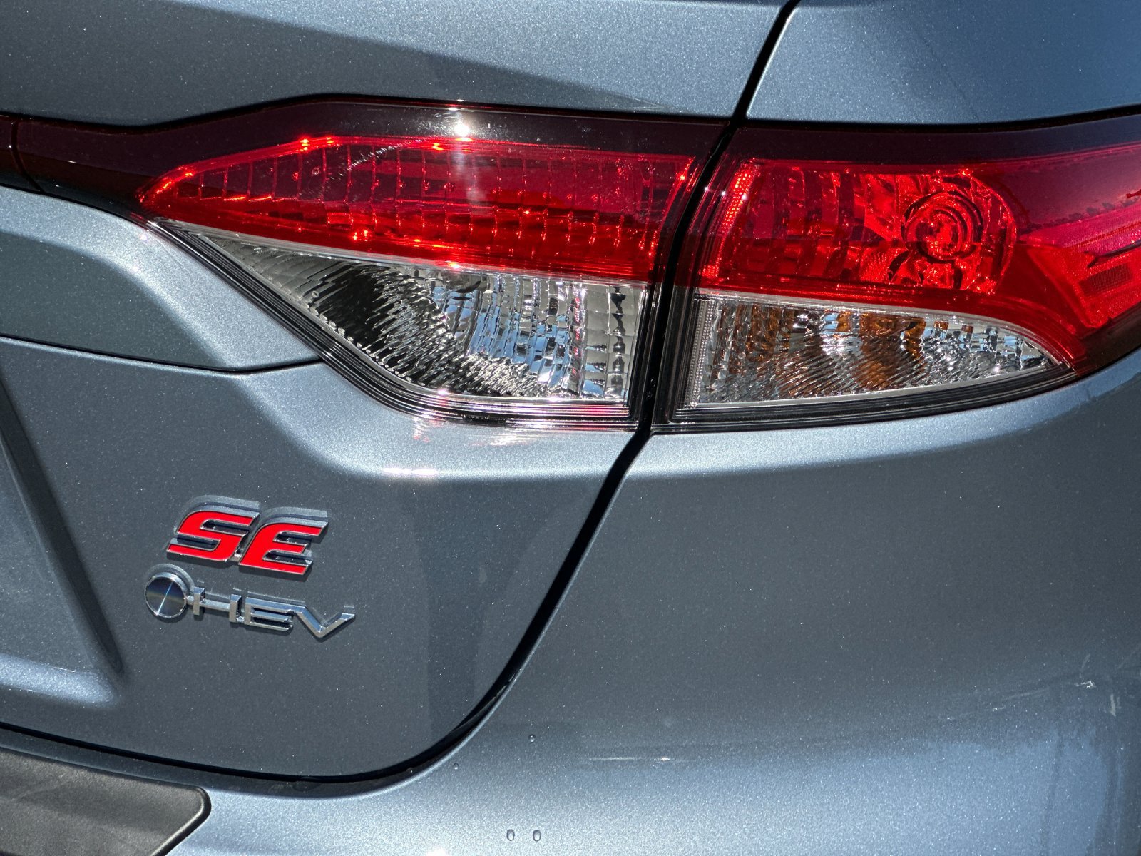 Used 2026 Toyota Corolla SE w/ SE Premium Package FWD image 23