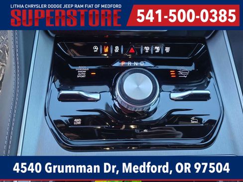 New 2026 Jeep Grand Wagoneer Limited w/ Convenience Group I AWD/4WD image 25