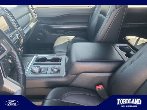 Used 2021 Ford Expedition XLT AWD/4WD image 15