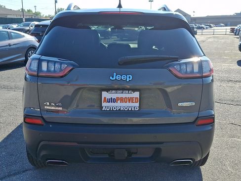 Used 2021 Jeep Cherokee Latitude Lux w/ Comfort/Convenience Group AWD/4WD image 5