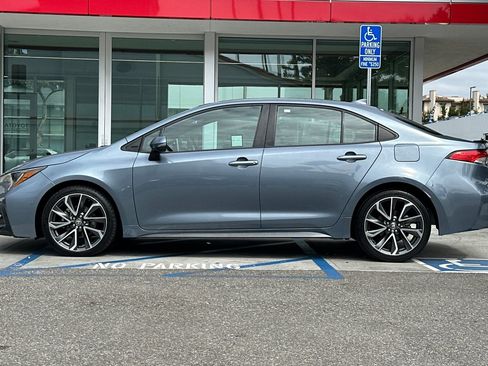 Used 2020 Toyota Corolla SE w/ Carpet Mat Package (TMS) FWD image 7