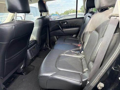 Used 2023 Nissan Armada SV RWD image 11