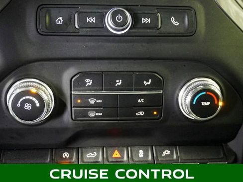 Used 2021 GMC Sierra 1500 4x4 Crew Cab w/ Sierra Value Package image 15