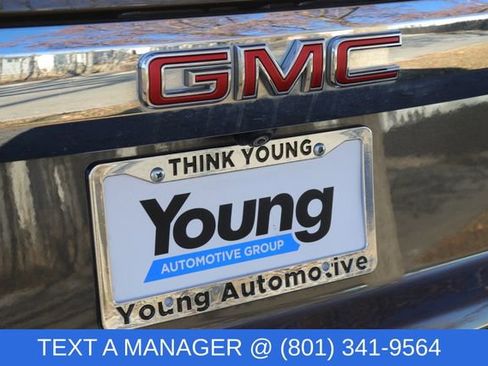 Used 2021 GMC Yukon XL SLT image 7