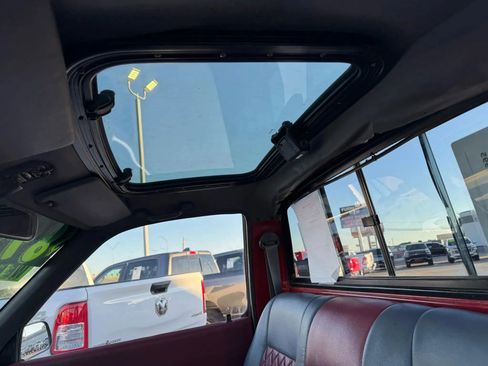 Used 1989 Toyota Pickup Deluxe image 25