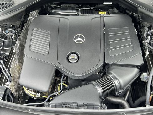 New 2026 Mercedes-Benz GLC 300 4MATIC image 34