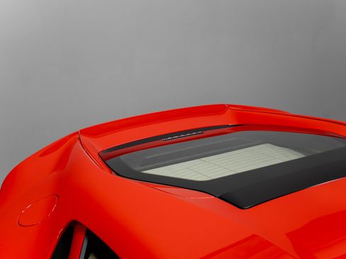 Used 2018 Ferrari 812 Superfast image 60