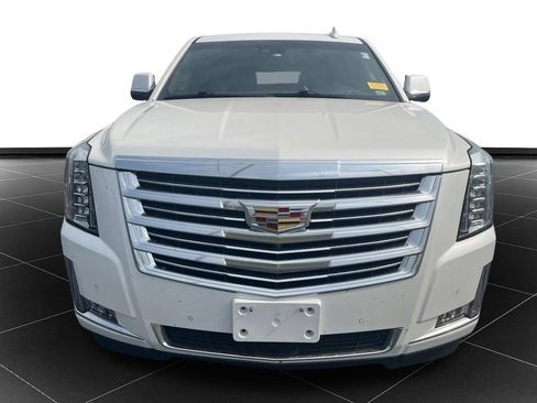 Used 2019 Cadillac Escalade ESV Platinum AWD/4WD image 8