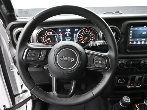 Used 2022 Jeep Wrangler Sport S image 7