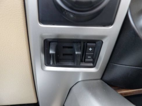 Used 2017 Ford F150 Lariat AWD/4WD image 29