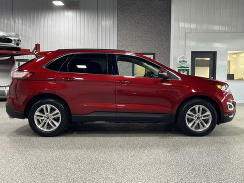 Used 2016 Ford Edge SEL w/ Equipment Group 201A AWD/4WD image 6