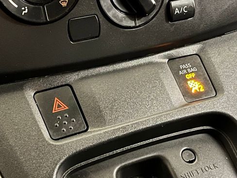 Used 2015 Chevrolet City Express LS w/ Appearance Package image 9