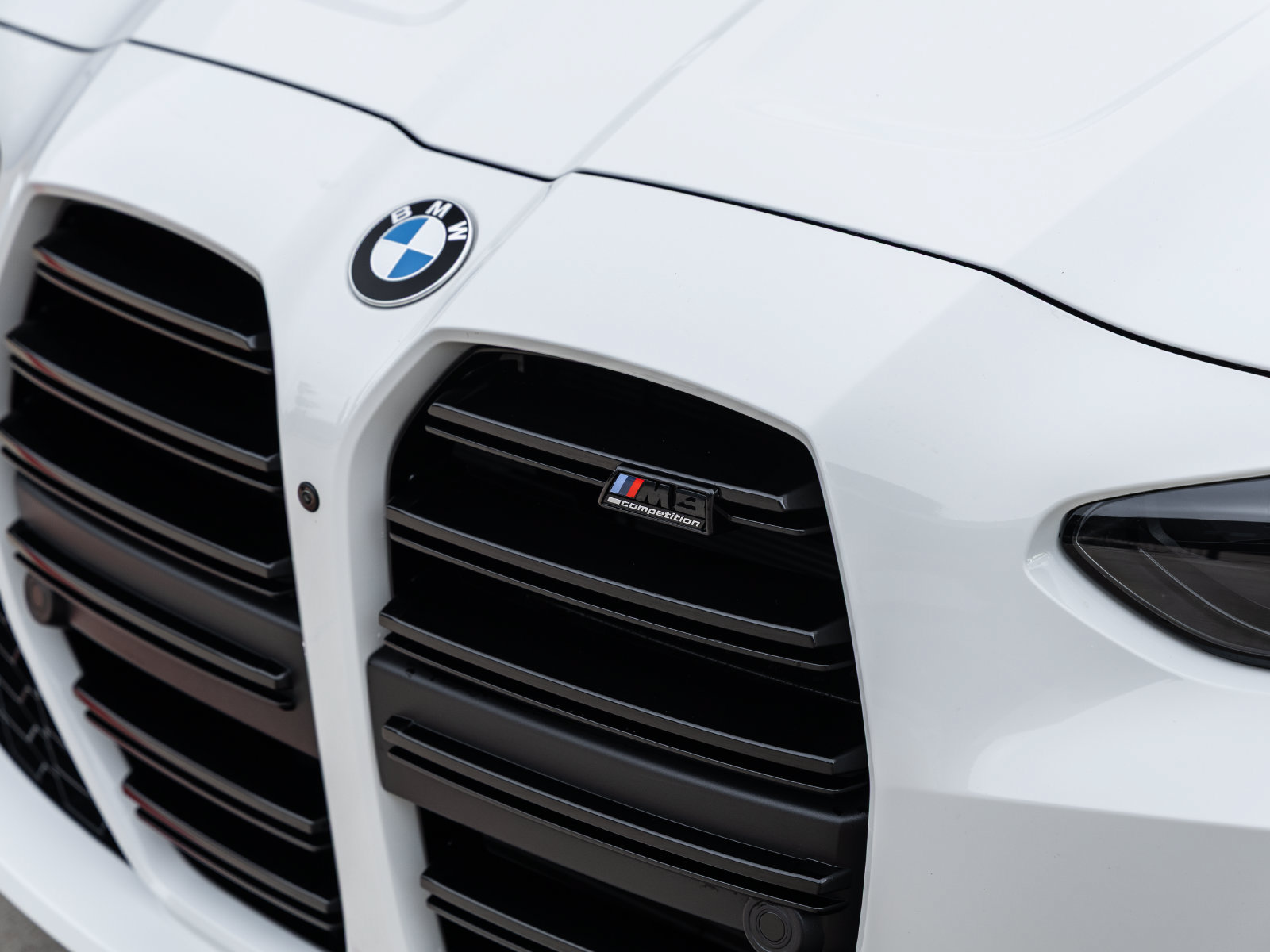 Used 2026 BMW M3 Competition w/ Executive Package RWD image 16