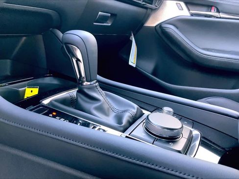 New 2026 MAZDA MAZDA3 2.5 Turbo Sedan w/Premium Plus image 7