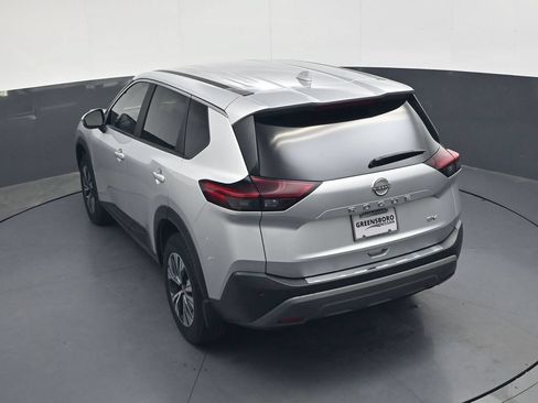 Used 2023 Nissan Rogue SV FWD image 38