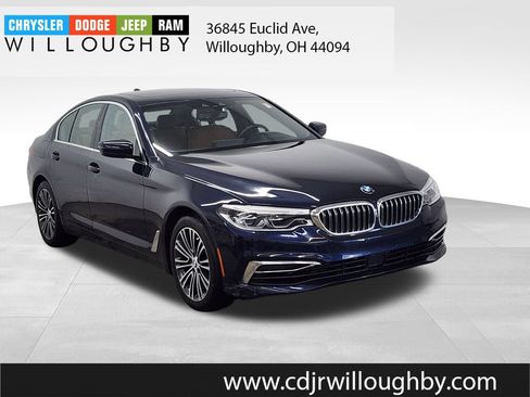 Used 2020 BMW 530i xDrive w/ Executive Package AWD/4WD image 3