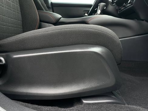 Certified 2026 Honda HR-V Sport image 30