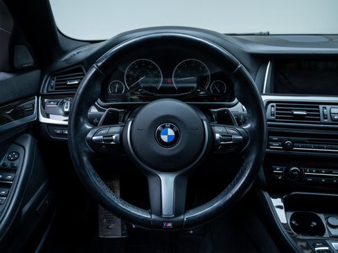 Used 2016 BMW 550i xDrive Sedan AWD/4WD image 12