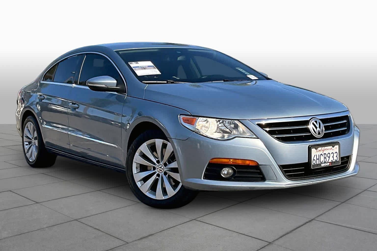 Used 2009 Volkswagen CC Sport FWD image 2