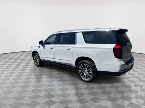 New 2026 GMC Yukon XL Denali w/ Denali Reserve Package image 6