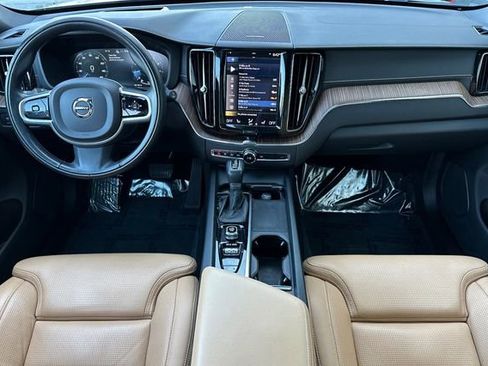 Used 2021 Volvo XC60 T5 Inscription w/ Advanced Package image 15
