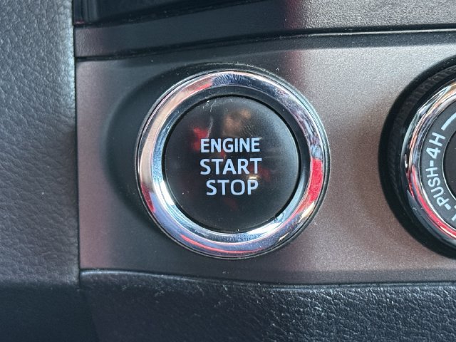 Used 2018 Toyota Tacoma TRD Sport AWD/4WD image 20