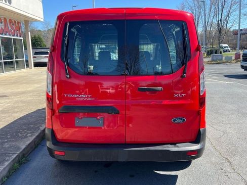 Used 2020 Ford Transit Connect XLT image 5