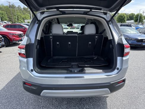 Certified 2025 Honda Pilot EX-L image 13