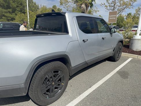 Used 2023 Rivian R1T Adventure AWD/4WD image 3