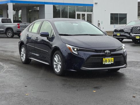 New 2026 Toyota Corolla XLE image 2