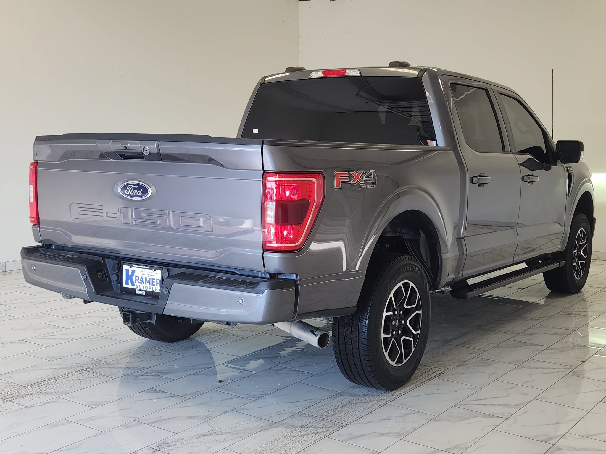 Used 2022 Ford F150 XLT w/ Equipment Group 302A High AWD/4WD image 5