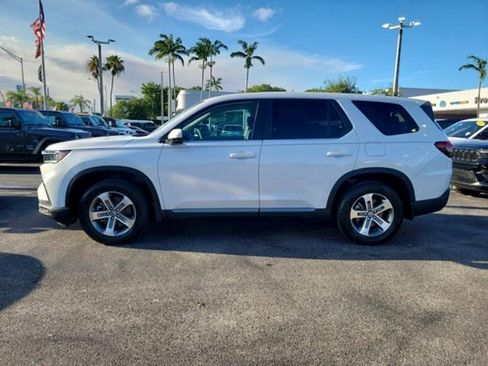 Used 2024 Honda Pilot EX-L image 4