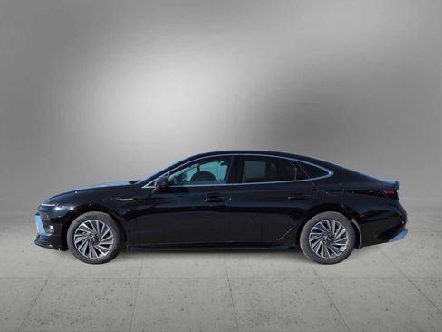 New 2025 Hyundai Sonata Limited image 5