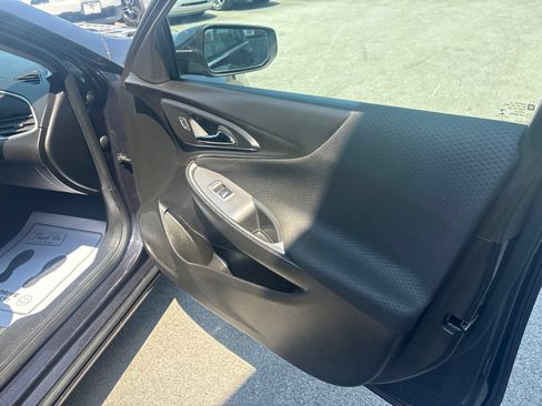 Used 2023 Chevrolet Malibu RS FWD image 18