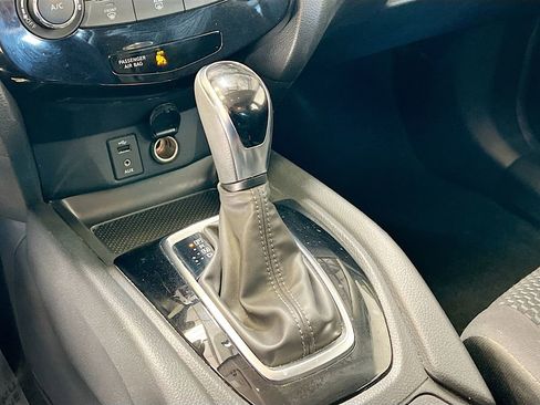 Used 2017 Nissan Rogue Sport S w/ S Appearance Package image 15