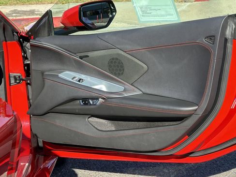 Used 2022 Chevrolet Corvette Stingray Coupe w/ 1LT image 29